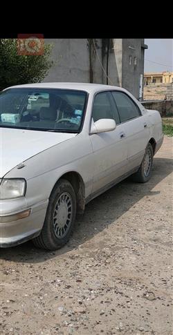 تۆیۆتا کراون